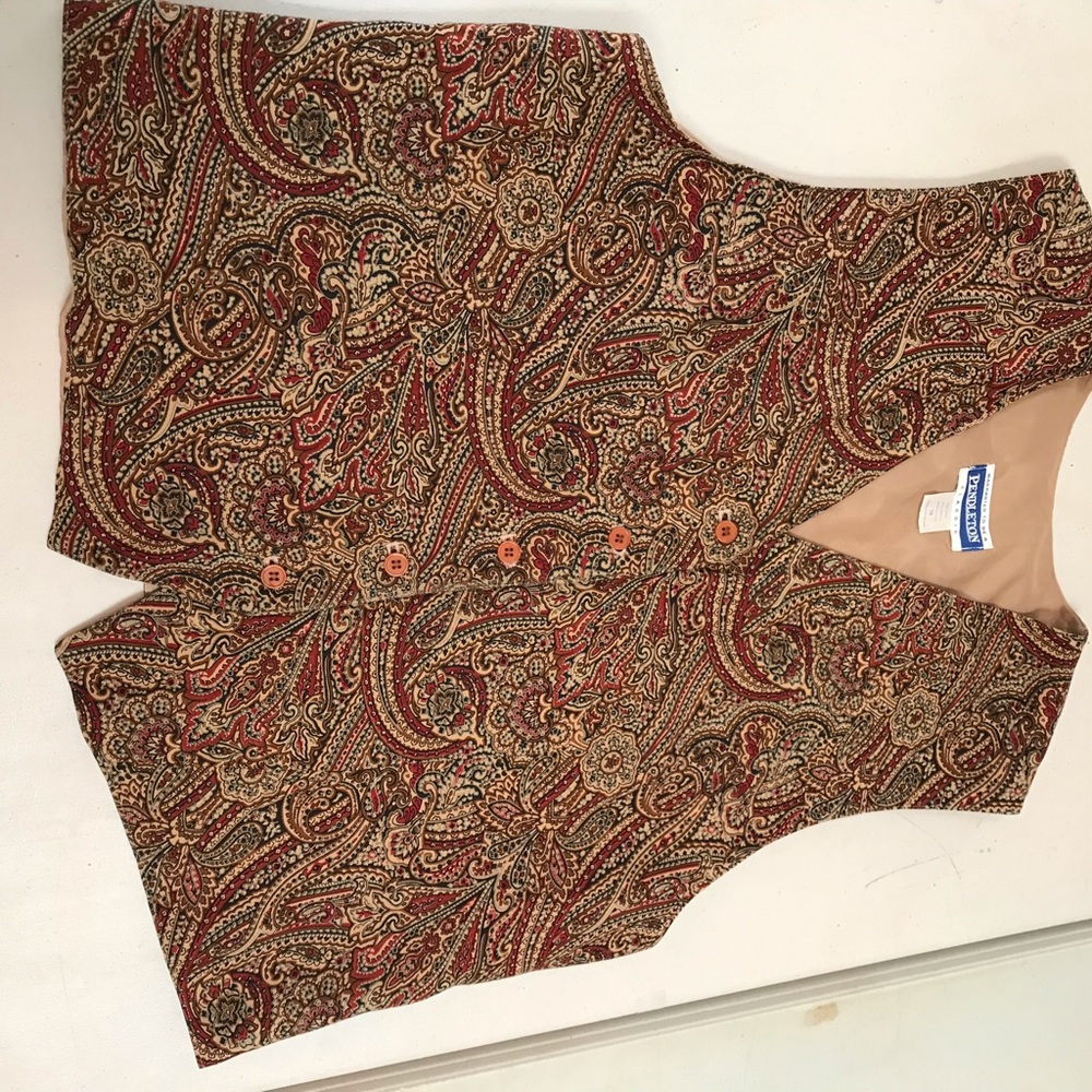 Classic Pendleton Lined Paisley vest with back tie to adjust. Nice! Size 16
